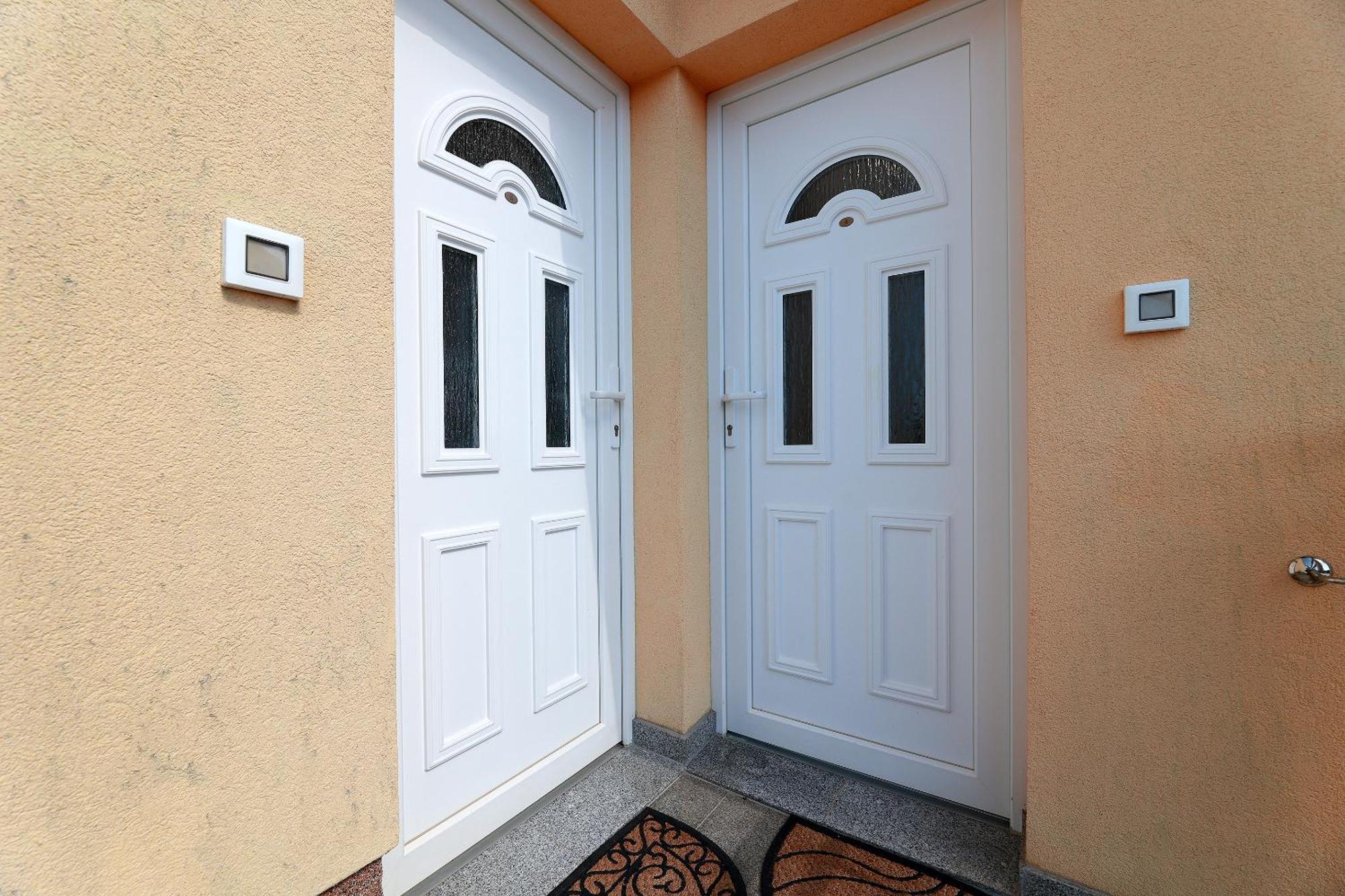 Apartments Omanovic Čižići 外观 照片