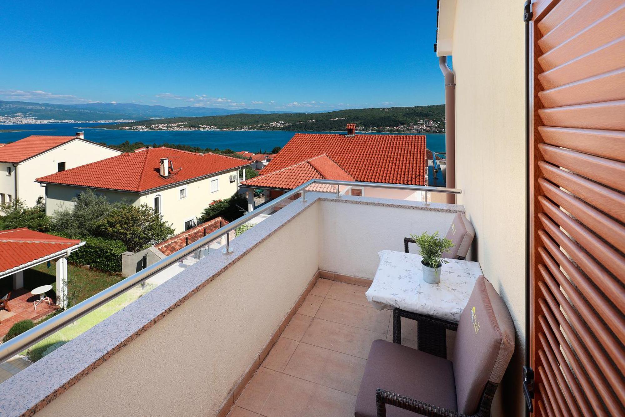 Apartments Omanovic Čižići 外观 照片