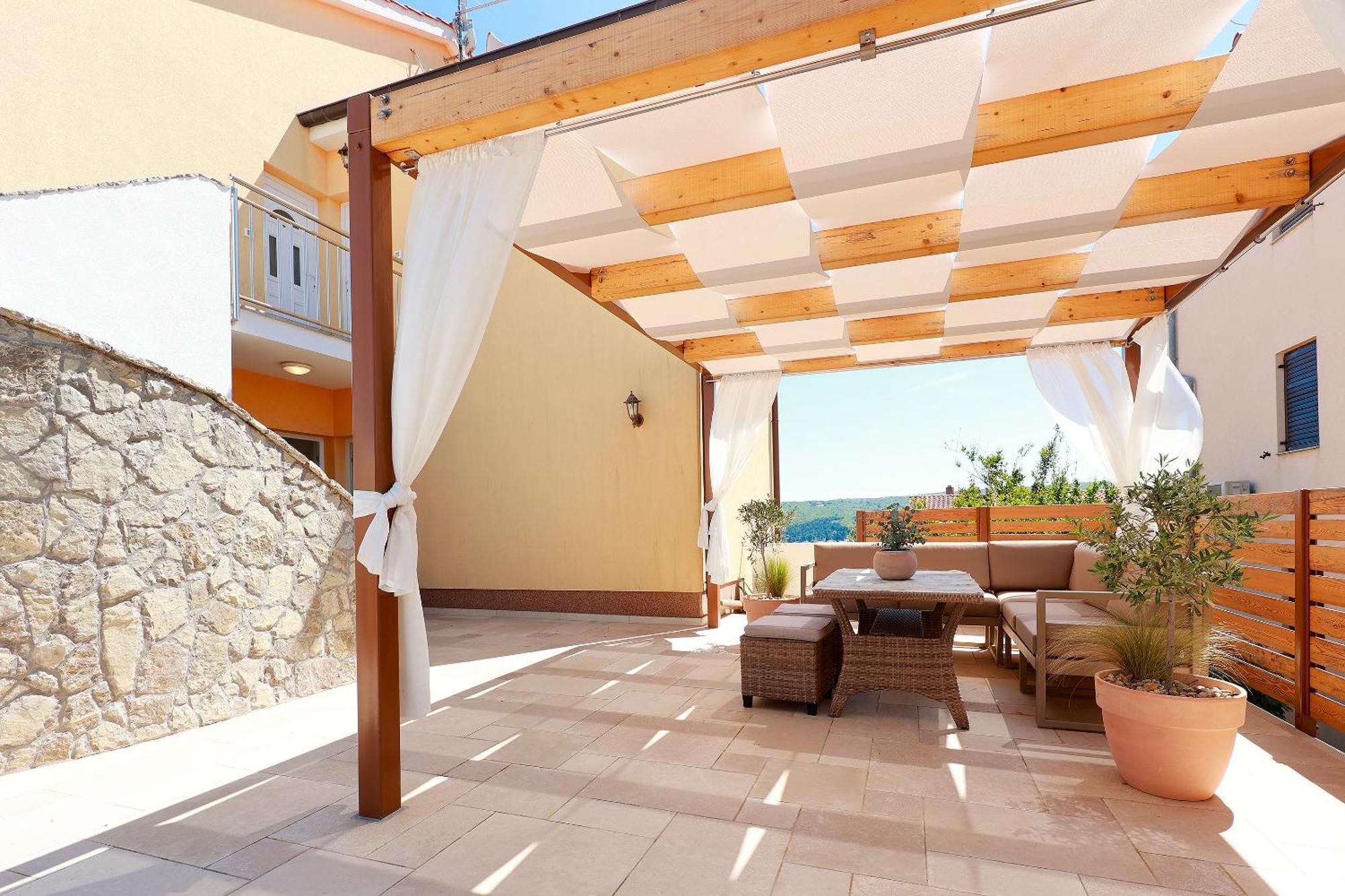 Apartments Omanovic Čižići 外观 照片