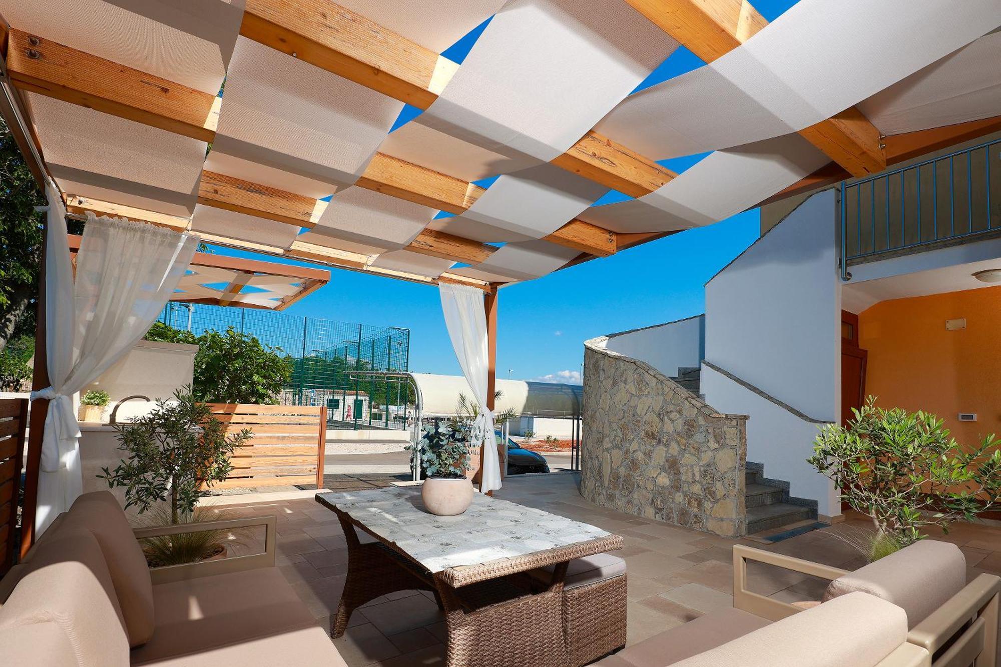 Apartments Omanovic Čižići 外观 照片