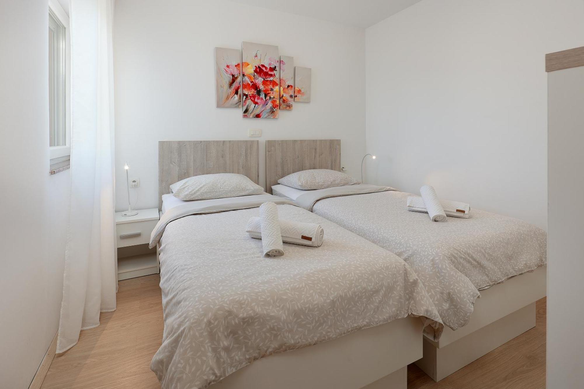 Apartments Omanovic Čižići 外观 照片